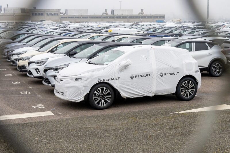 Con una participación del 36%, Renault sigue siendo el mayor accionista de Nissan. Con una participación del 36%, Renault sigue siendo el mayor accionista de Nissan.