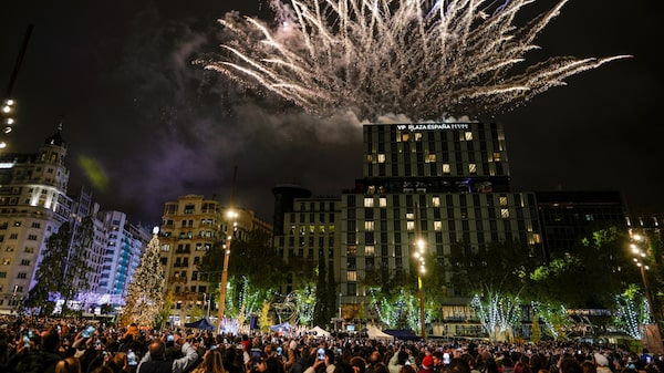 Un gran 2024 depende del recorte de tasas de la Fed y el crecimiento de la IA: encuesta Un gran 2024 depende del recorte de tasas de la Fed y el crecimiento de la IA: encuesta