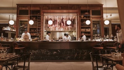 ‘Porta de entrada’ do luxo: como a gastronomia se tornou metade do negócio do Rosewood ‘Porta de entrada’ do luxo: como a gastronomia se tornou metade do negócio do Rosewood