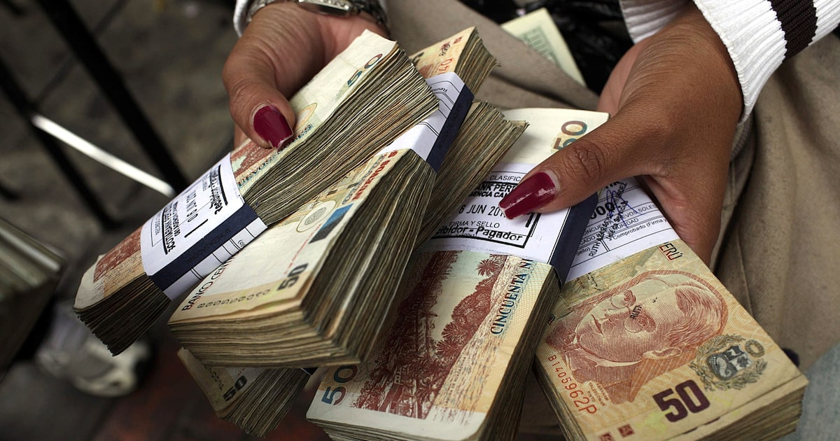 Perú y su moneda frente a crisis políticas