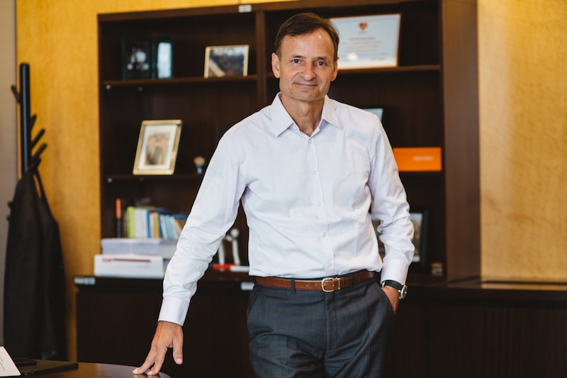 CEO del Grupo Financiero Galicia CEO del Grupo Financiero Galicia