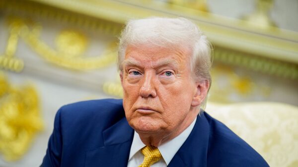 EUA preparam nova base legal para tarifas de Trump contra o Brasil, dizem fontes EUA preparam nova base legal para tarifas de Trump contra o Brasil, dizem fontes