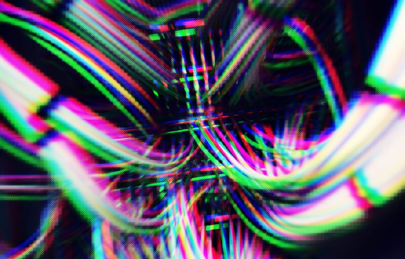 Cables coaxiales se conectan a una unidad de servidor informático dentro de una sala de comunicaciones en una oficina de Londres, Reino Unido, el lunes 15 de mayo de 2017. Cables coaxiales se conectan a una unidad de servidor informático dentro de una sala de comunicaciones en una oficina de Londres, Reino Unido, el lunes 15 de mayo de 2017.