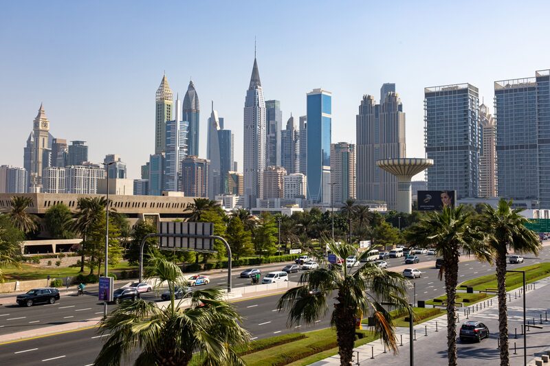 Los fideicomisos de inversión inmobiliaria que dan a los inversores exposición a un conjunto de propiedades generadoras de ingresos sin tener que poseerlas directamente también están surgiendo como alternativas atractivas. Los fideicomisos de inversión inmobiliaria que dan a los inversores exposición a un conjunto de propiedades generadoras de ingresos sin tener que poseerlas directamente también están surgiendo como alternativas atractivas.