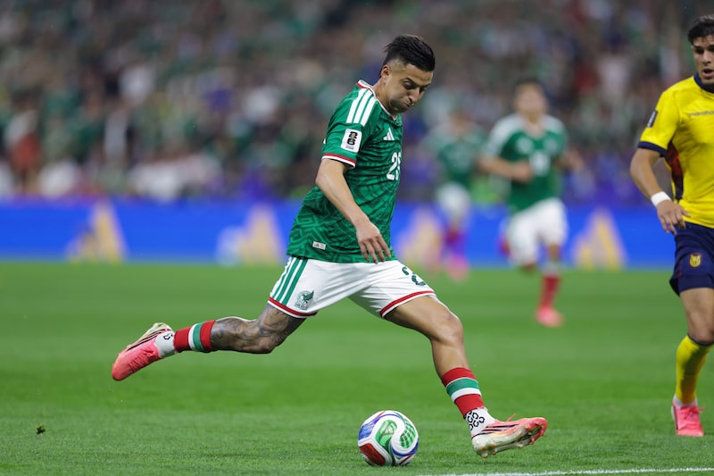 Roberto 'Piojo' Alvarado, extremo de la selección mexicana, durante el juego contra Ecuador, el 30 de junio de 2026. Roberto 'Piojo' Alvarado, extremo de la selección mexicana, durante el juego contra Ecuador, el 30 de junio de 2026.