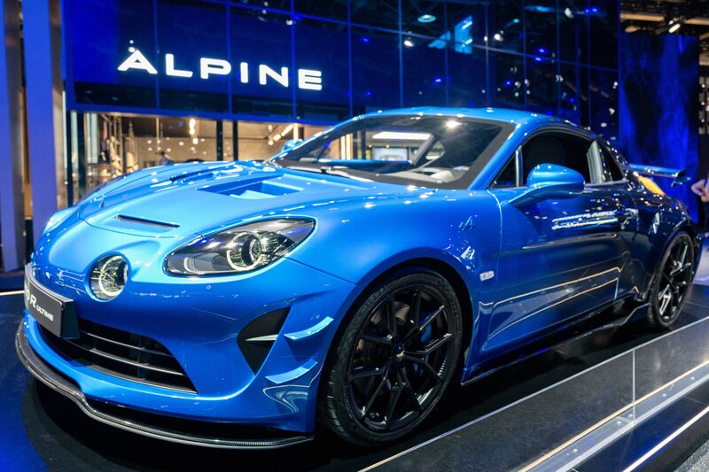 Trump Auto Tariffs Derail Renaults American Sports-Car Plans Trump Auto Tariffs Derail Renaults American Sports-Car Plans