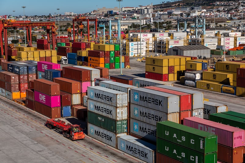 Containers stacked on a dock at the Port of Cape Town, operated by Transnet National Ports Authority, in Cape Town, South Africa, on Monday, May 13, 2024. The chaos that's enveloped Transnet beset by corruption, theft and dilapidated equipment is the biggest threat to the continued export of citrus fruits, a rare economic success story in South Africa's ailing economy. Containers stacked on a dock at the Port of Cape Town, operated by Transnet National Ports Authority, in Cape Town, South Africa, on Monday, May 13, 2024. The chaos that's enveloped Transnet beset by corruption, theft and dilapidated equipment is the biggest threat to the continued export of citrus fruits, a rare economic success story in South Africa's ailing economy.