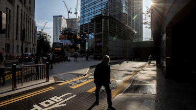 US Futures Dip, Stocks in Asia Face a Subdued Open: Markets Wrap US Futures Dip, Stocks in Asia Face a Subdued Open: Markets Wrap