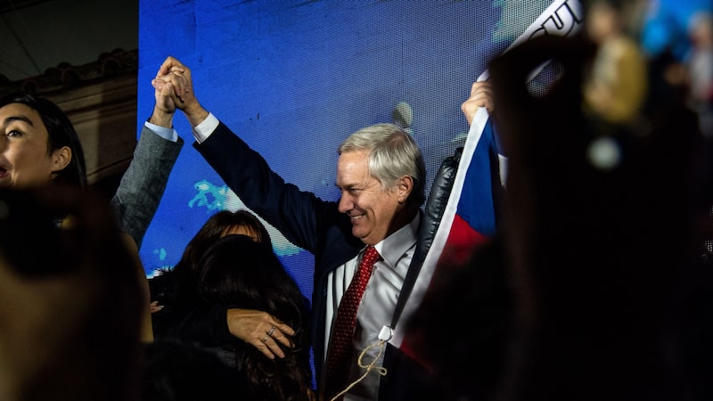 Con un giro a la derecha: así cambió el tinte político en Latinoamérica en 2025 Con un giro a la derecha: así cambió el tinte político en Latinoamérica en 2025