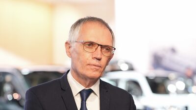 Investidores da Stellantis contestam remuneração de € 23,1 mi do ex-CEO Carlos Tavares Investidores da Stellantis contestam remuneração de € 23,1 mi do ex-CEO Carlos Tavares