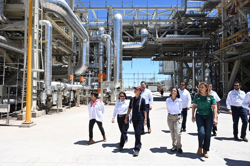 Mexicali. Baja California. 21 de junio 2026. La presidenta constitucional de los Estados Unidos Mexicanos, la Doctora Claudia Sheinbaum Pardo en Inauguración Central de Ciclo Combinado Mexicali. Foto: Saúl López/Presidencia Mexicali. Baja California. 21 de junio 2026. La presidenta constitucional de los Estados Unidos Mexicanos, la Doctora Claudia Sheinbaum Pardo en Inauguración Central de Ciclo Combinado Mexicali. Foto: Saúl López/Presidencia