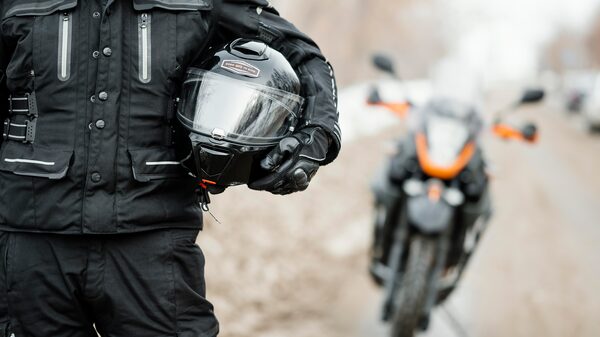 ¿Por qué en Ecuador no pueden circular dos hombres en moto? ¿Por qué en Ecuador no pueden circular dos hombres en moto?