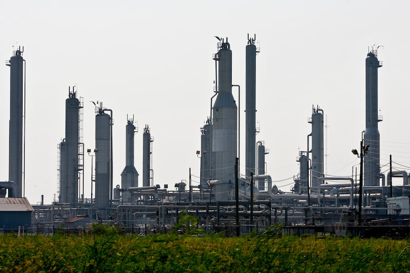 Refinaria em Louisiana: parte da estrutura de entrega dos contratos futuros da Nymex, que servem como um preço de referência para o combustível Refinaria em Louisiana: parte da estrutura de entrega dos contratos futuros da Nymex, que servem como um preço de referência para o combustível