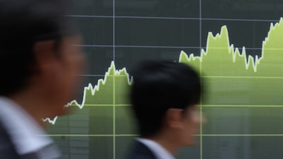 Acciones asiáticas suben ante el acuerdo de tregua entre EE.UU. e Irán; el petróleo baja Acciones asiáticas suben ante el acuerdo de tregua entre EE.UU. e Irán; el petróleo baja