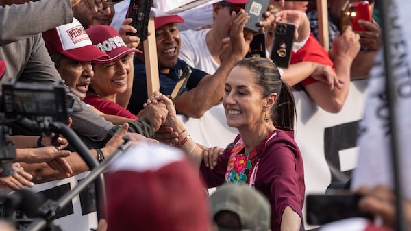 Sheinbaum promete autosuficiencia en maíz blanco y revisar concesiones de agua Sheinbaum promete autosuficiencia en maíz blanco y revisar concesiones de agua