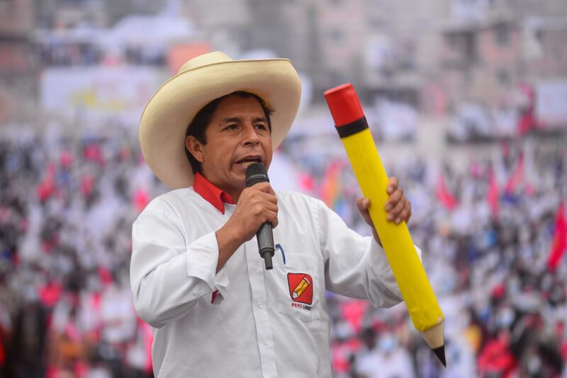 Pedro Castillo habla durante un mitin de campaña en Lima, el 27 de mayo. Pedro Castillo habla durante un mitin de campaña en Lima, el 27 de mayo.