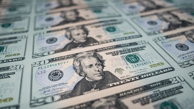 El dólar sube a su mayor nivel en 3 semanas ante apuestas de que la Fed mantendrá tasas El dólar sube a su mayor nivel en 3 semanas ante apuestas de que la Fed mantendrá tasas