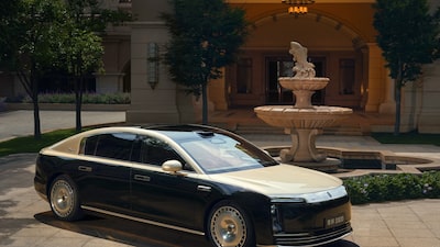 El sedán de ultralujo de Huawei se convierte en el carro de US$100.000 más vendido en China El sedán de ultralujo de Huawei se convierte en el carro de US$100.000 más vendido en China