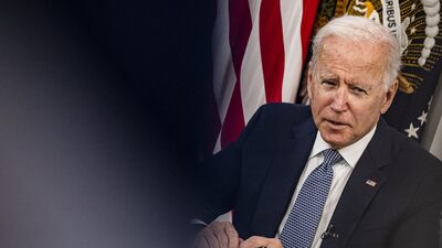 Biden insiste em zerar emissões da aviação até 2050 Biden insiste em zerar emissões da aviação até 2050
