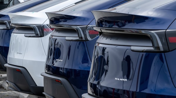 Wall Street duda de las ganancias de Tesla, pero eleva el precio de la acción Wall Street duda de las ganancias de Tesla, pero eleva el precio de la acción