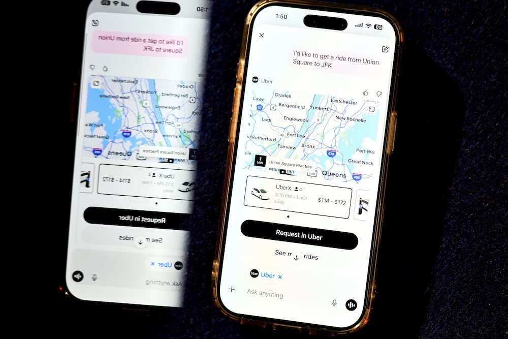Los usuarios de ChatGPT pueden consultar las tarifas de Uber, pero tendrían que abrir la aplicación de Uber para completar la reserva. Fotógrafa: Gabby Jones/Bloomberg ChatGPT Store: el ambicioso fracaso que frena a OpenAI frente a Apple