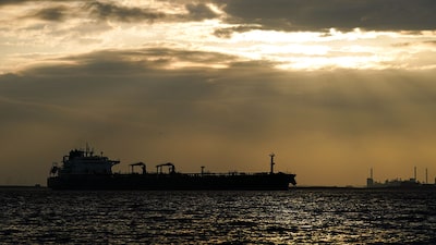 Morgan Stanley reduz projeção para o preço do petróleo e alerta para excesso de oferta Morgan Stanley reduz projeção para o preço do petróleo e alerta para excesso de oferta