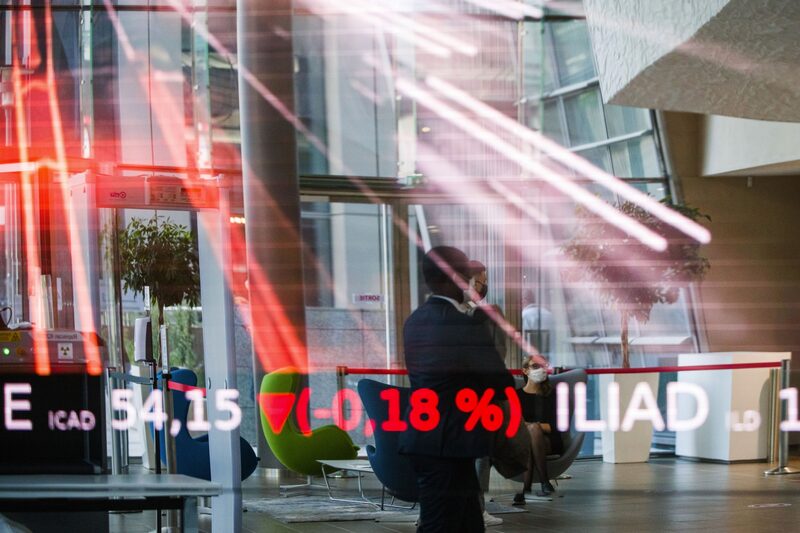 Bancos remodelam escritórios na pandemia Bancos remodelam escritórios na pandemia