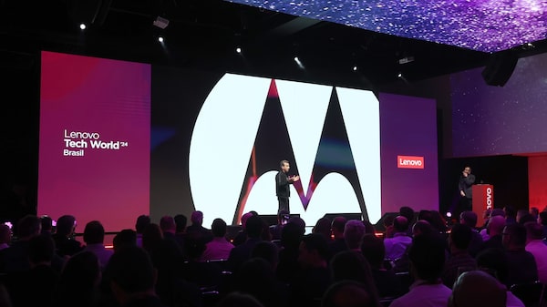 Motorola cresce no mercado premium e quer elevar status da marca com F1 e Copa Motorola cresce no mercado premium e quer elevar status da marca com F1 e Copa