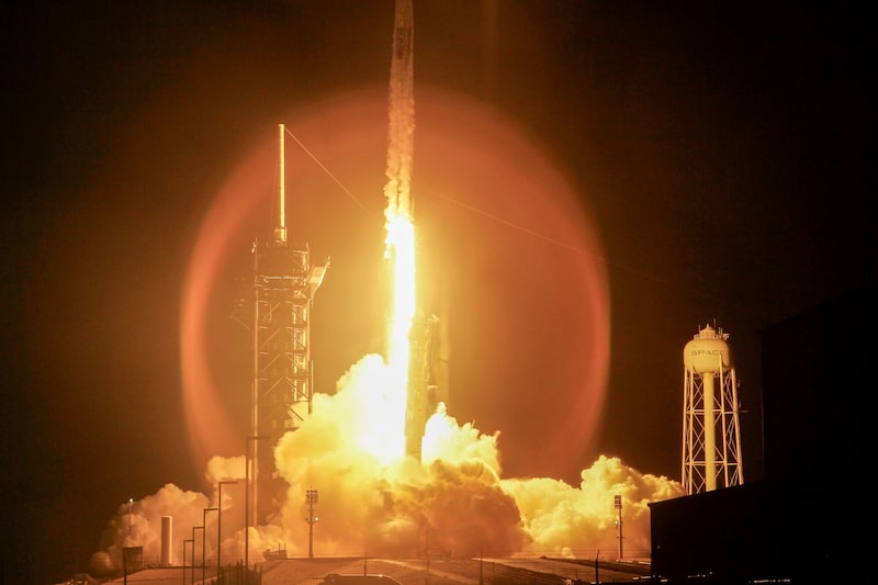 Investidores em títulos estão se preparando para fornecer à SpaceX pelo menos US$ 20 bilhões em financiamento (Foto: Joe Raedle/Getty Images) Investidores em títulos estão se preparando para fornecer à SpaceX pelo menos US$ 20 bilhões em financiamento (Foto: Joe Raedle/Getty Images)
