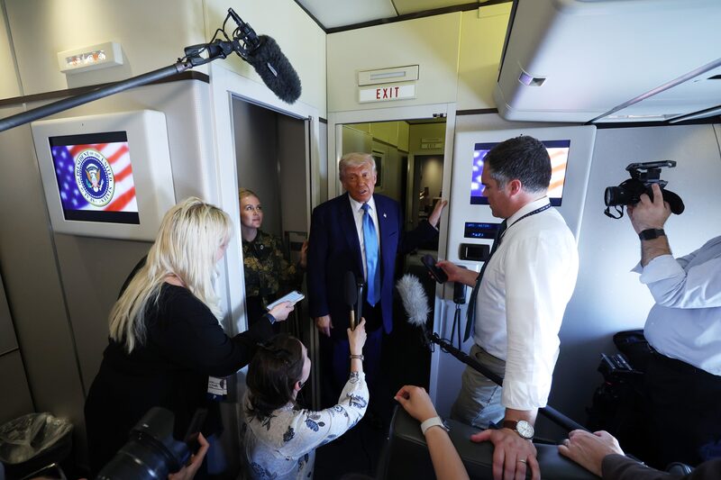 Trump amenaza a Irán por su oferta nuclear: “algo malo va a ocurrir”. Trump amenaza a Irán por su oferta nuclear: “algo malo va a ocurrir”.