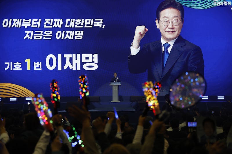 Exlíder de la oposición en Corea del Sur gana la nominación presidencial. Exlíder de la oposición en Corea del Sur gana la nominación presidencial.