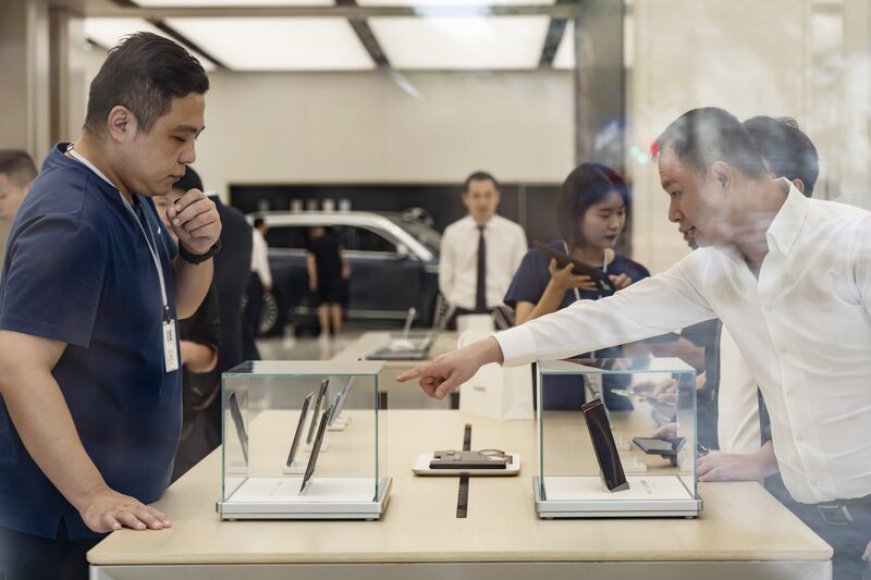 Huawei Begins Sales for Mate XT Tri-Fold Phone Huawei Begins Sales for Mate XT Tri-Fold Phone