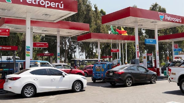 Perú apunta a que estatal PetroPerú lidere distribución de hidrocarburos en el país Perú apunta a que estatal PetroPerú lidere distribución de hidrocarburos en el país