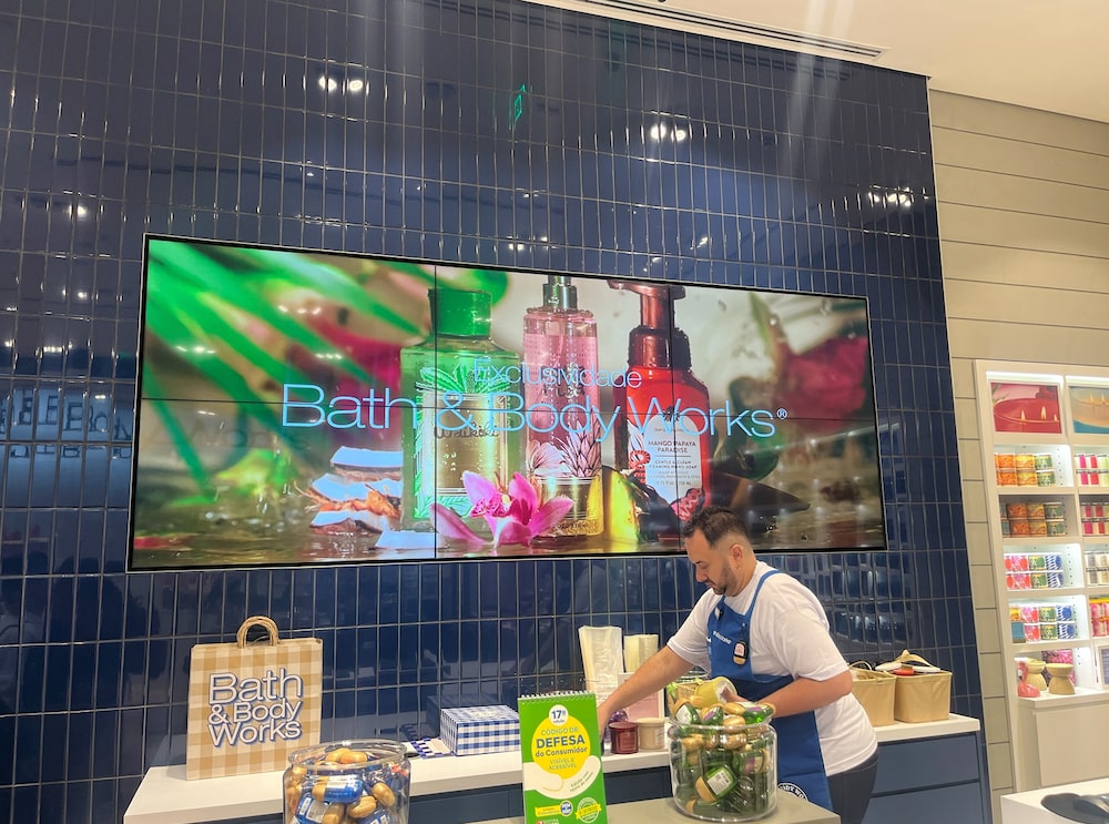 Interior da loja Bath & Body Works no MorumbiShopping Interior da loja Bath & Body Works no MorumbiShopping