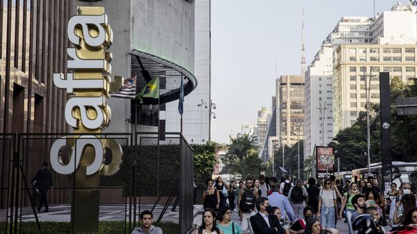 Safra contrata ex-gestor da AZ Quest para a tesouraria, diz fonte  Safra contrata ex-gestor da AZ Quest para a tesouraria, diz fonte