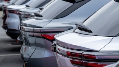 Previsiones de vehículos eléctricos en EE.UU. caen por el retroceso del apoyo gubernamental Previsiones de vehículos eléctricos en EE.UU. caen por el retroceso del apoyo gubernamental