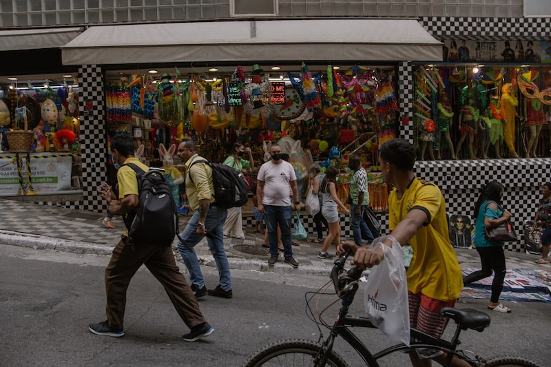 Em relação ao mês anterior, a inflação atingiu 0,7%, também superando todas as estimativas (Foto: Bloomberg) Em relação ao mês anterior, a inflação atingiu 0,7%, também superando todas as estimativas (Foto: Bloomberg)