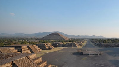 Tiroteo en zona turística de Teotihuacán deja dos muertos y múltiples lesionados Tiroteo en zona turística de Teotihuacán deja dos muertos y múltiples lesionados