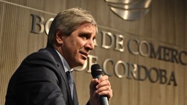 Caputo pone paños fríos al regreso al mercado internacional para renovar vencimientos de enero Caputo pone paños fríos al regreso al mercado internacional para renovar vencimientos de enero