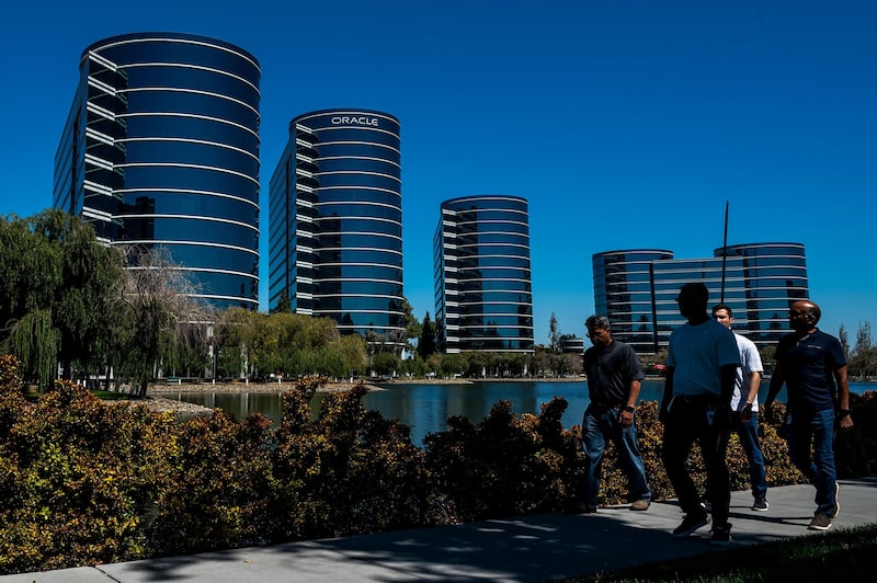 Oficinas de Oracle en Redwood City, California. Fotógrafo: David Paul Morris/Bloomberg. Oficinas de Oracle en Redwood City, California. Fotógrafo: David Paul Morris/Bloomberg.