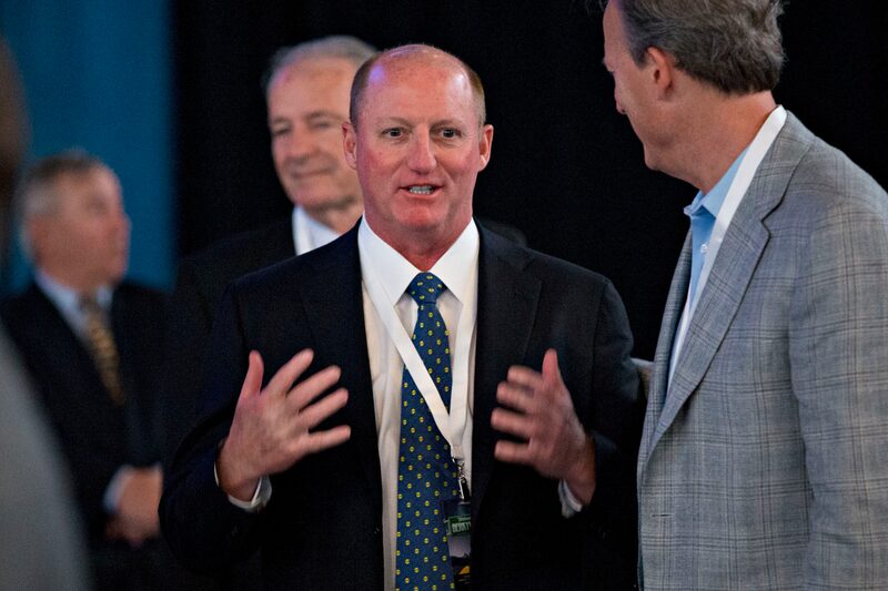 Greg Abel, el hombre que reemplazará a Warren Buffett en Berkshire Hathaway Greg Abel, el hombre que reemplazará a Warren Buffett en Berkshire Hathaway