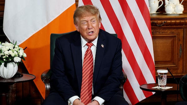 Trump diz que poderia resolver disputa entre Reino Unido e Argentina pelas Malvinas Trump diz que poderia resolver disputa entre Reino Unido e Argentina pelas Malvinas