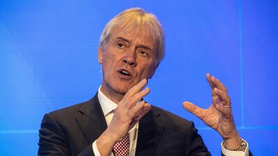 Heineken contrata ex-executivo da indústria de chips para liderar o conselho Heineken contrata ex-executivo da indústria de chips para liderar o conselho