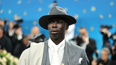 La estrella de TikTok Khaby Lame firma millonario acuerdo para monetizar su audiencia global La estrella de TikTok Khaby Lame firma millonario acuerdo para monetizar su audiencia global