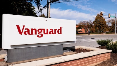 Vanguard ve una IA frágil, un dólar más débil y un nuevo “China Shock” para los mercados Vanguard ve una IA frágil, un dólar más débil y un nuevo “China Shock” para los mercados