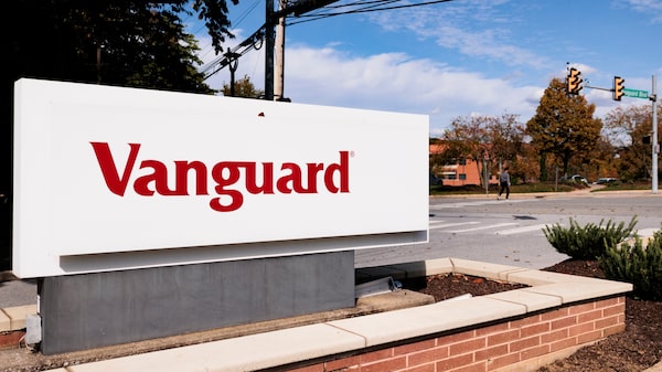 Vanguard ve una IA frágil, un dólar más débil y un nuevo “China Shock” para los mercados Vanguard ve una IA frágil, un dólar más débil y un nuevo “China Shock” para los mercados