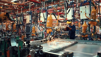 Mercedes se asocia con la china Momenta para lanzar sus primeros robotaxis en Abu Dhabi Mercedes se asocia con la china Momenta para lanzar sus primeros robotaxis en Abu Dhabi