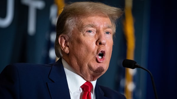 FBI investiga material que Donald Trump se llevó de la Casa Blanca FBI investiga material que Donald Trump se llevó de la Casa Blanca