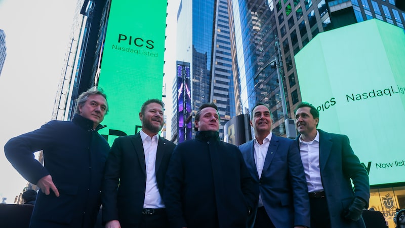 Família Batista reorganiza J&F em plano para melhorar acesso ao mercado de dívida Família Batista reorganiza J&F em plano para melhorar acesso ao mercado de dívida