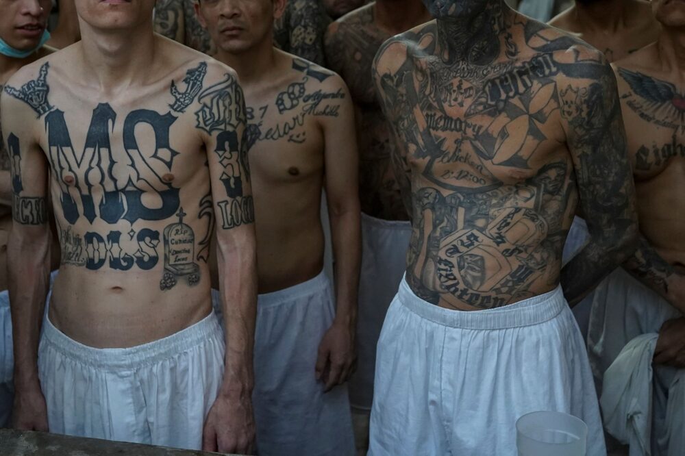 Al interior del Cecot Al interior del Cecot